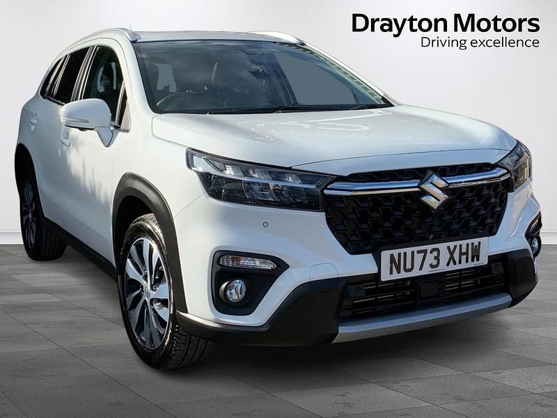 Used Suzuki SX4 2023 White Hatchback