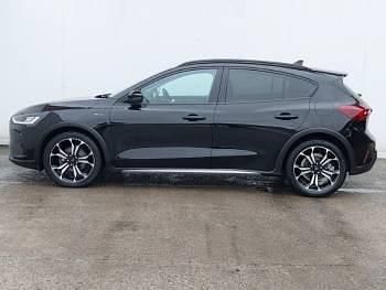 Used Ford Focus Active X 125 HP (91 kW) 2022 Black Hatchback