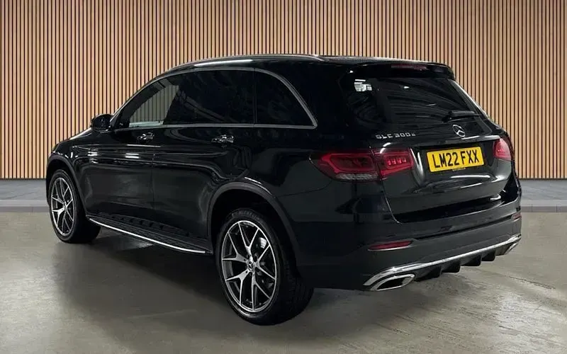 Used Mercedes E300 AMG line 320 HP (235 kW) 2022 Estate