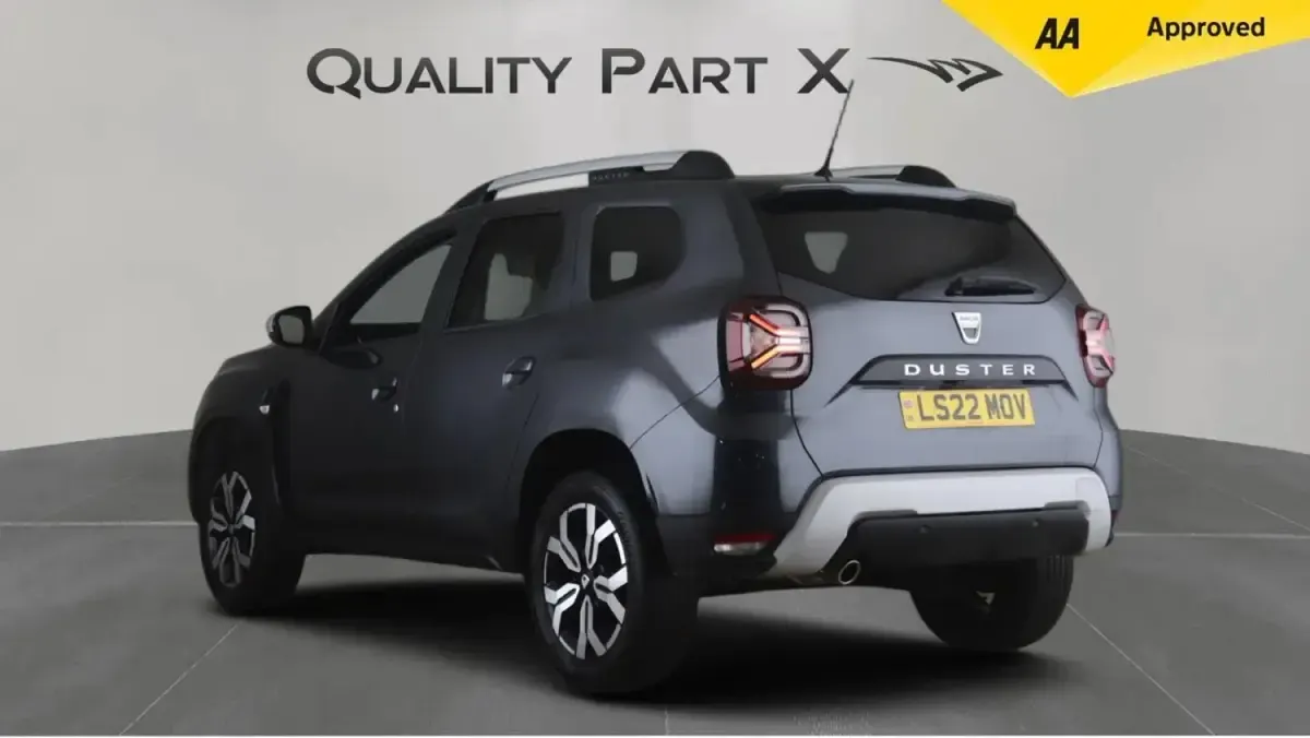 Begagnad Dacia Duster Prestige 91 HK (66 kW) 2022 Grå SUV