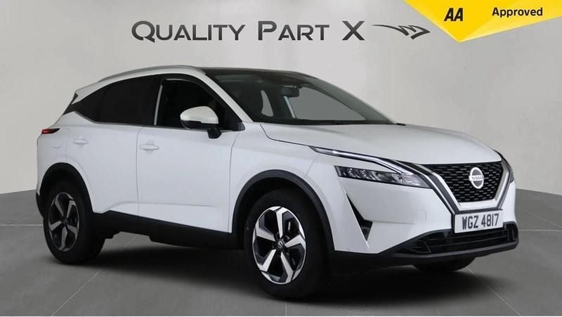 White Used 2022 Nissan Qashqai N-Connecta SUV | £14,880 (Good price) - Image 1/4