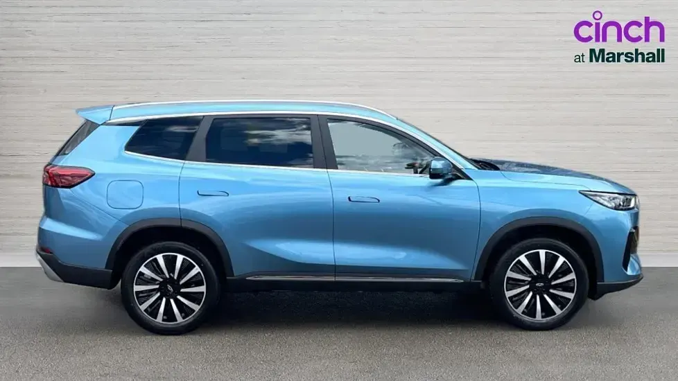 New Chery Tiggo 8 204 HP (150 kW) 2026 Special metallic  reef blue SUV
