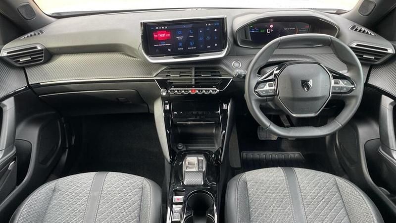 Used Peugeot e-2008 Allure 98 kW (134 HP) 2024 White SUV