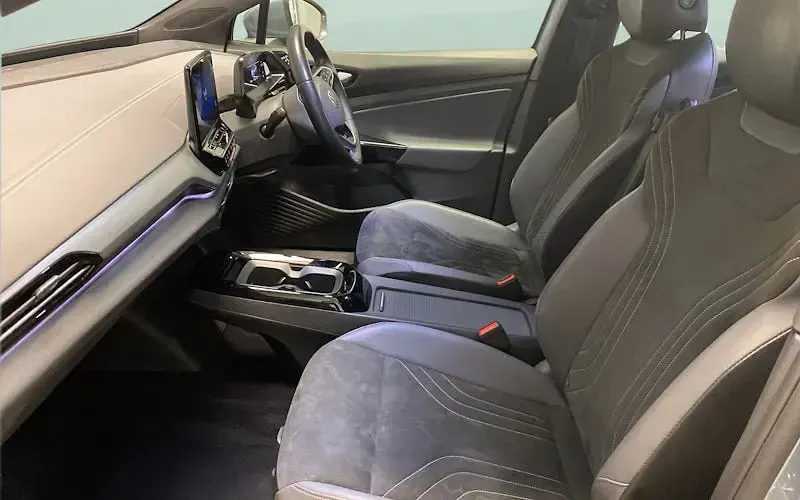 Usado VW ID.4 Pro 127 kW (174 HP) 2022 Azul SUV