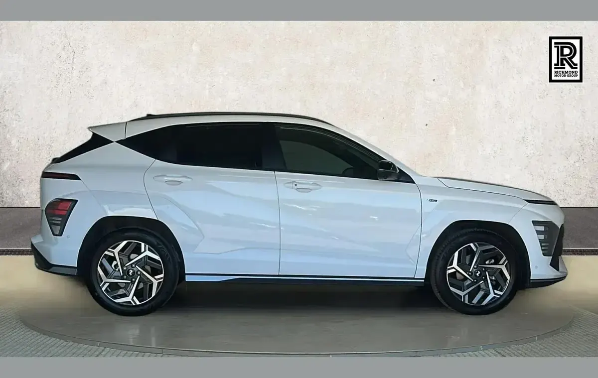 Usado Hyundai Kona N Line 135 CV (99 kW) 2025 Blanco SUV