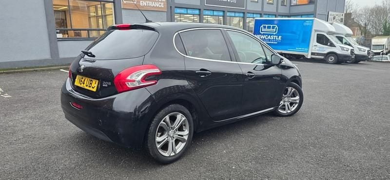 Used Peugeot 208 Allure 2014 Black Hatchback