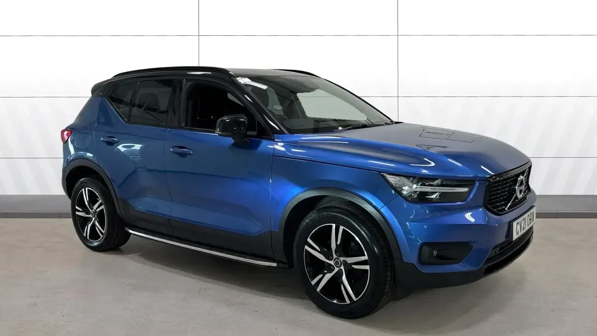 Used Volvo XC40 R-Design 163 HP (119 kW) 2021 SUV