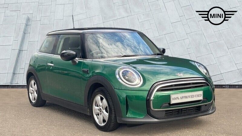 Green Used 2022 Mini Cooper Classic Hatchback | £13,990 (Good price) - Image 1/4