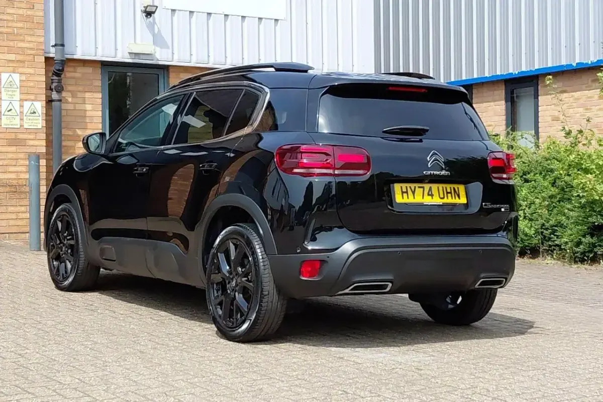 Used Citroën C5 Aircross PureTech 134 HP (98 kW) 2024 Black SUV