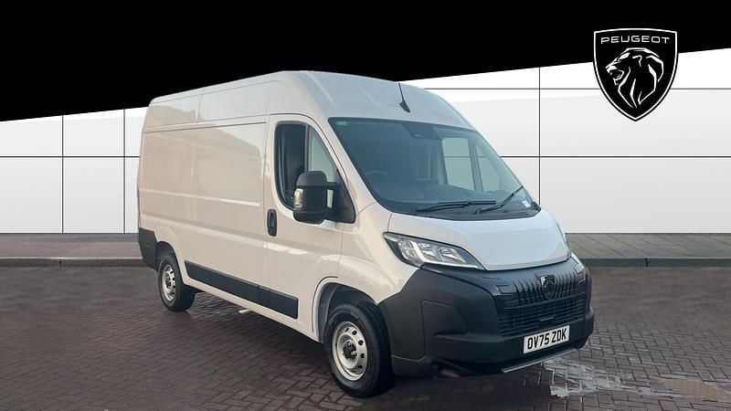 New 2025 Peugeot Boxer Van | £23,990 (Super price) - Image 1/3