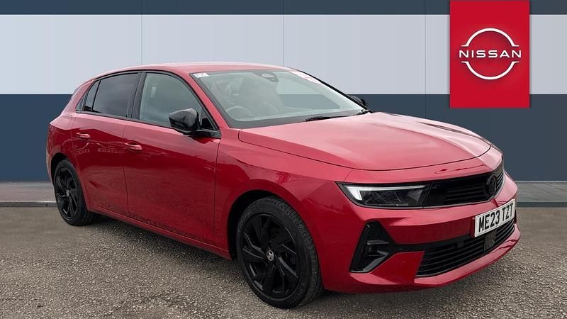 Used Vauxhall Astra 130 HP (95 kW) 2023 Red Hatchback