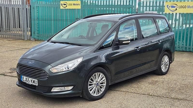 Usado Ford Galaxy Zetec 150 HP (110 kW) 2015 Verde Monovolume
