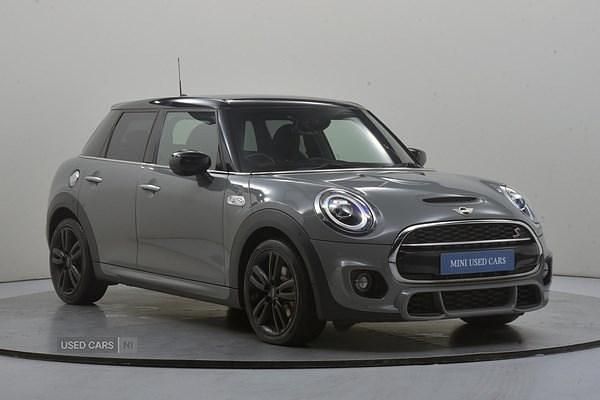 Grey Used 2019 Mini Cooper S Hatch Hatchback | £13,995 (Good price) - Image 1/4