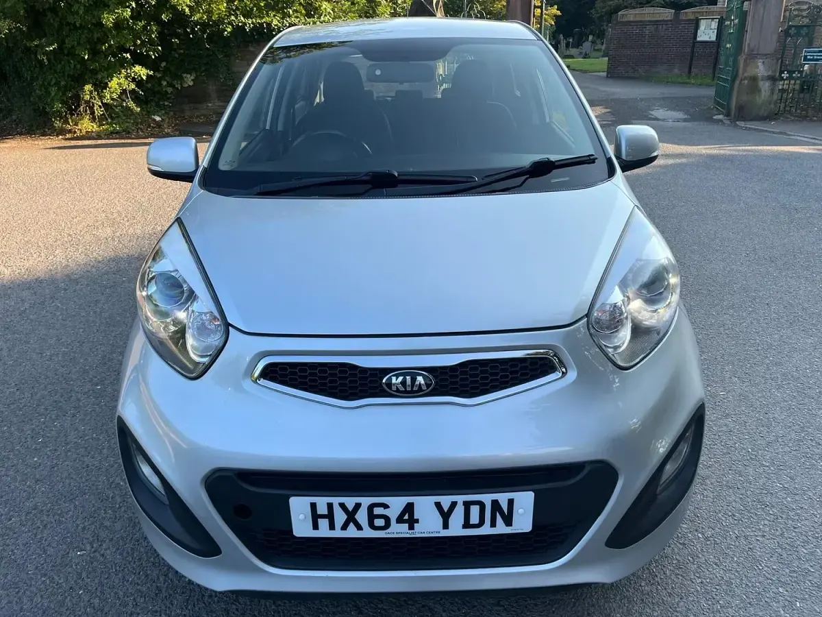Used Kia Picanto 84 HP (61 kW) 2014 Silver Hatchback