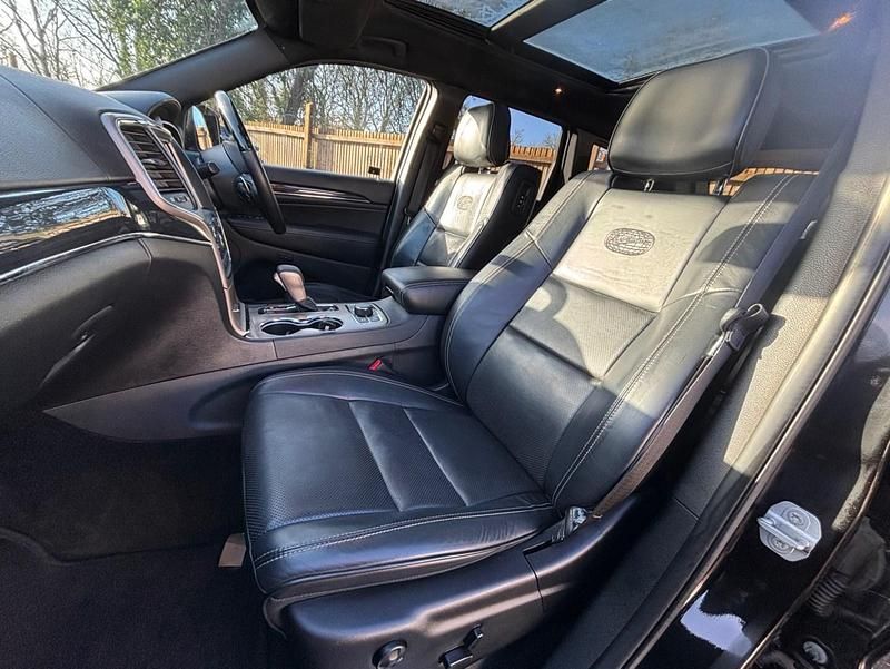 Used Jeep Grand Cherokee Overland 2017 Black SUV