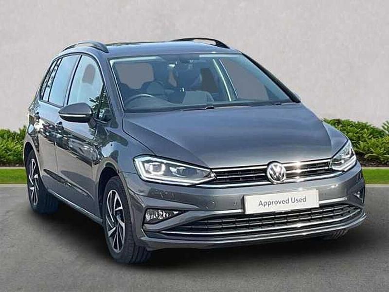Used 2020 VW Golf VII | £16,199 (Good price) - Image 1/4