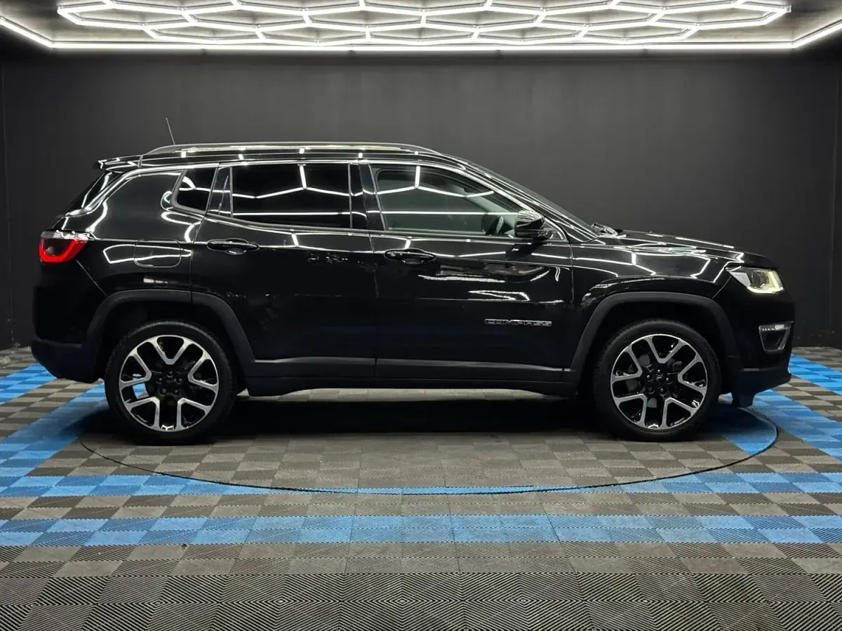 Used Jeep Compass Limited 140 HP (102 kW) 2020 Black SUV