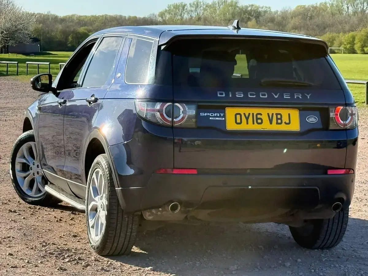 Used Land Rover Discovery Sport HSE 180 HP (132 kW) 2016 Blue SUV