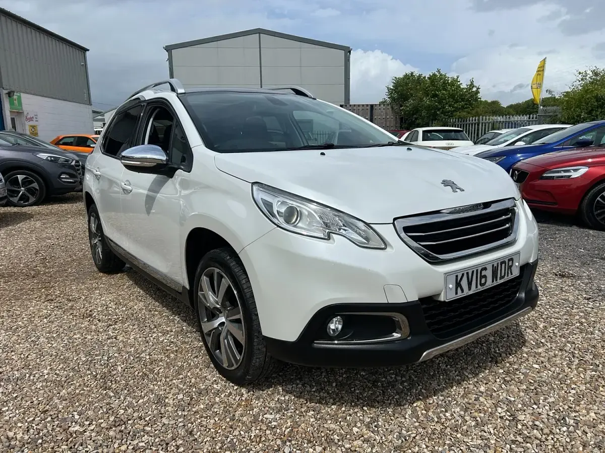 Used Peugeot 2008 2016 White SUV