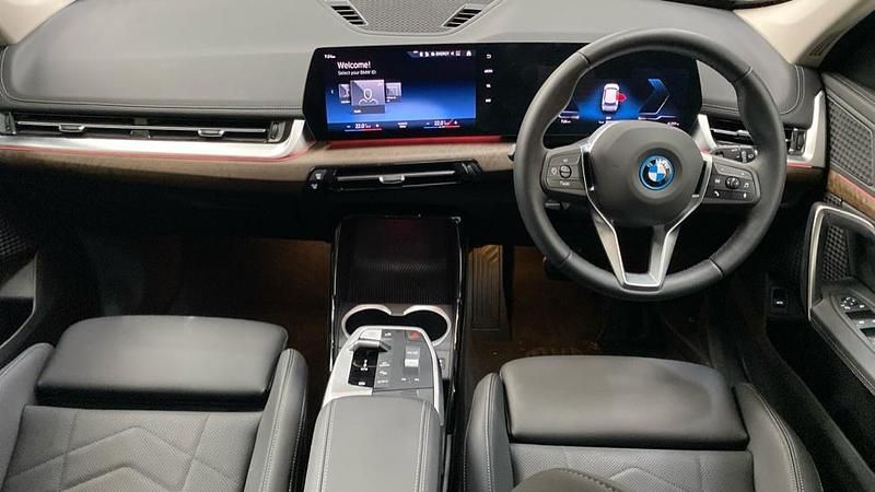 Used BMW iX1 xLine 227 kW (309 HP) 2025 White SUV