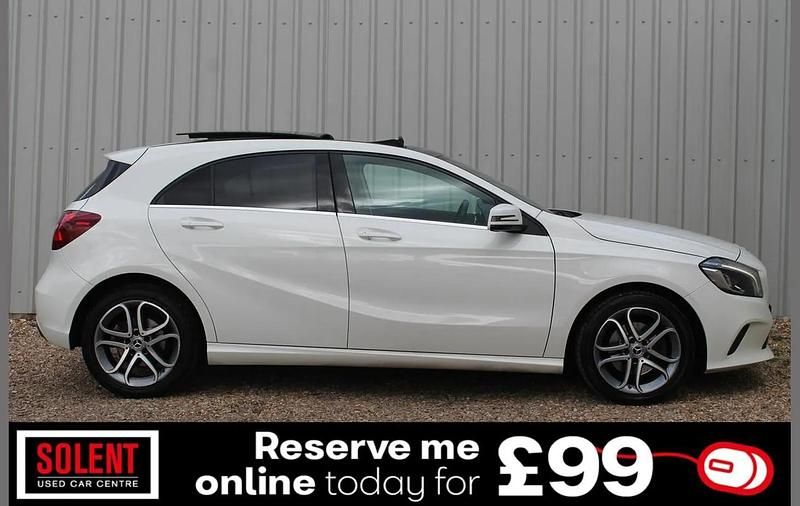 Used Mercedes A200 Sport Edition 134 HP (98 kW) 2018 White Hatchback