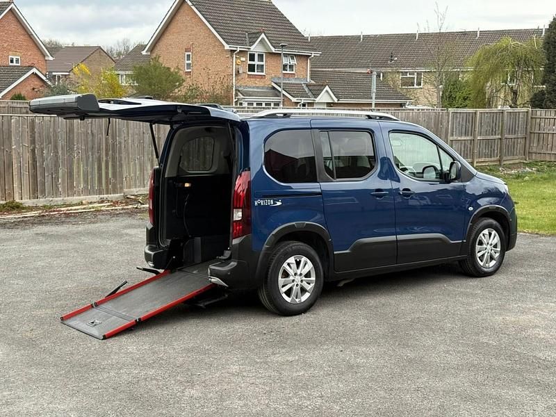 Used Peugeot Rifter Allure 2021 Blue MPV