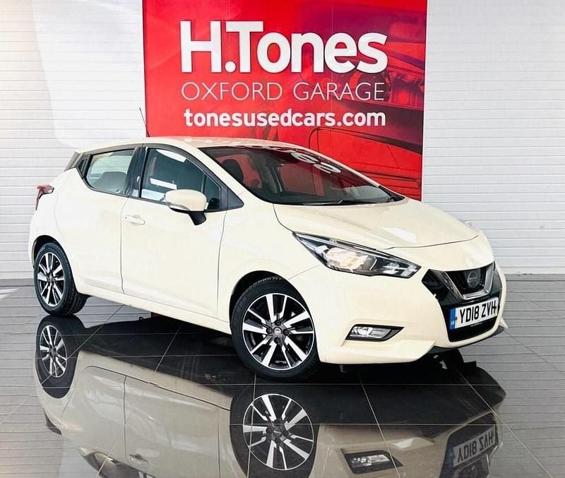 Used Nissan Micra Acenta 90 HP (66 kW) 2018 White Hatchback