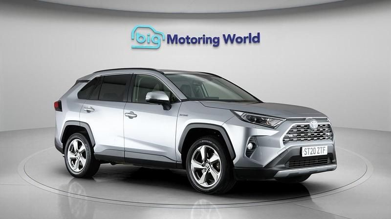Silver Used 2020 Toyota RAV4 Hybrid SUV | £24,804 (Good price) - Image 1/4