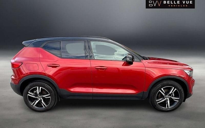 Used Volvo XC40 R-Design 163 HP (119 kW) 2021 SUV