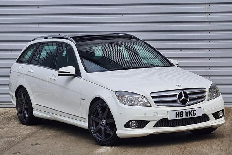 White Used 2010 Mercedes C250 Estate | £3,695 (Good price) - Image 1/1