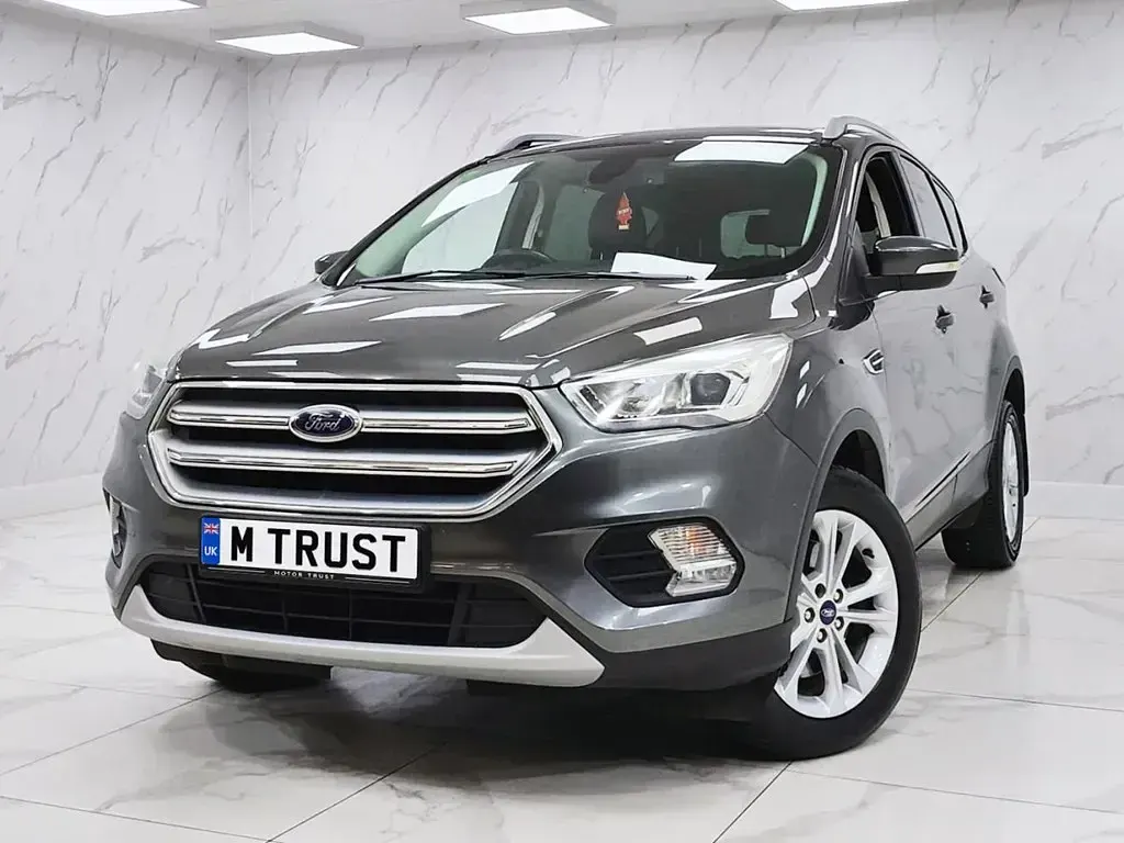 Used Ford Kuga Titanium 150 HP (110 kW) 2018 Grey SUV