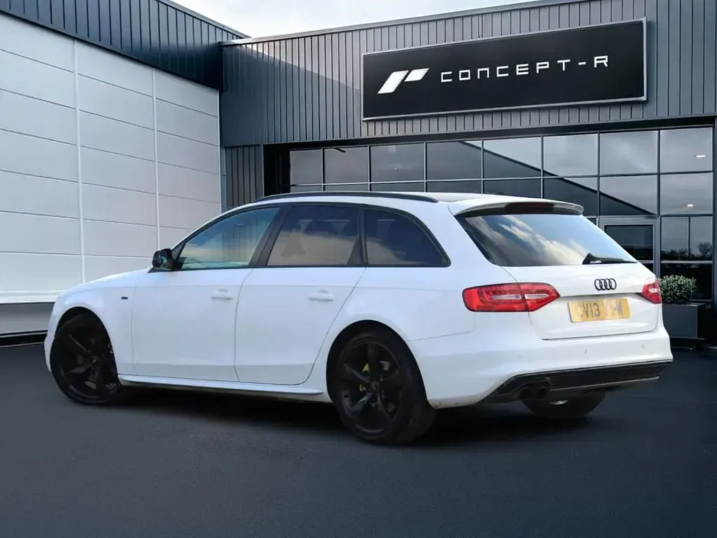 Used Audi A4 Black Edition 150 HP (110 kW) 2013 White Estate