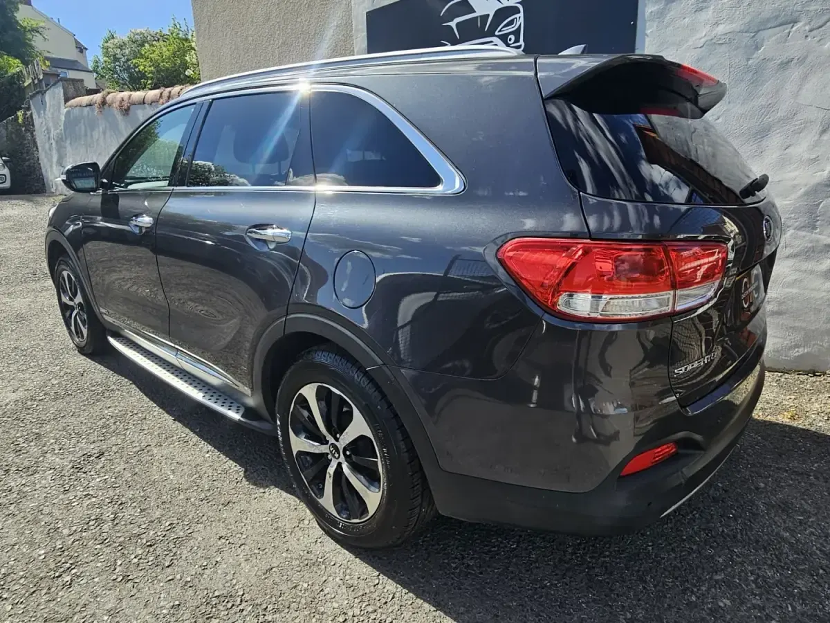 Begagnad Kia Sorento 200 HK (147 kW) 2017 Grå SUV