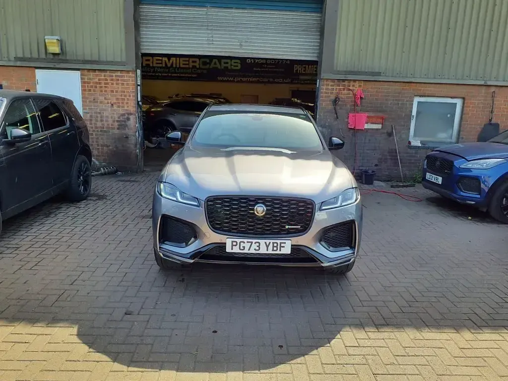 Used Jaguar F-Pace R-Dynamic 204 HP (150 kW) 2023 Grey SUV