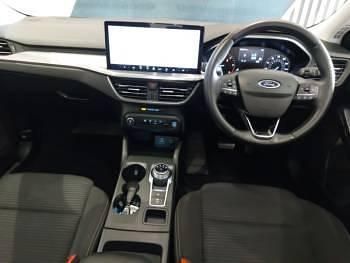 Used Ford Focus Titanium 120 HP (88 kW) 2023 White Hatchback