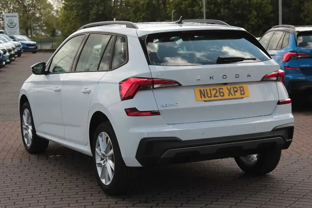 New Skoda Kamiq SE 113 HP (83 kW) 2026 Moon white metallic SUV