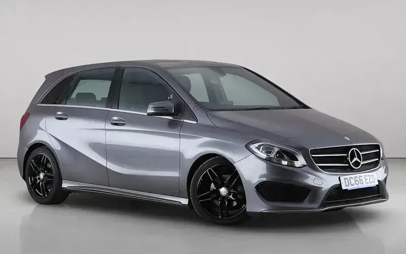 Used Mercedes B180 AMG line 109 HP (80 kW) 2016 Hatchback