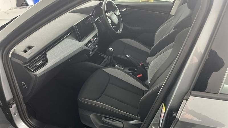 Used Skoda Kamiq SE 95 HP (69 kW) 2025 Grey SUV