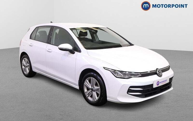 Used 2025 VW Golf VIII Life Hatchback | £20,999 (Good price) - Image 1/4