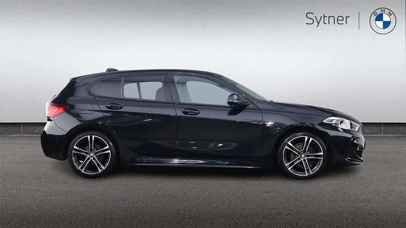 Used BMW 118 M Sport 138 HP (101 kW) 2020 Black Hatchback
