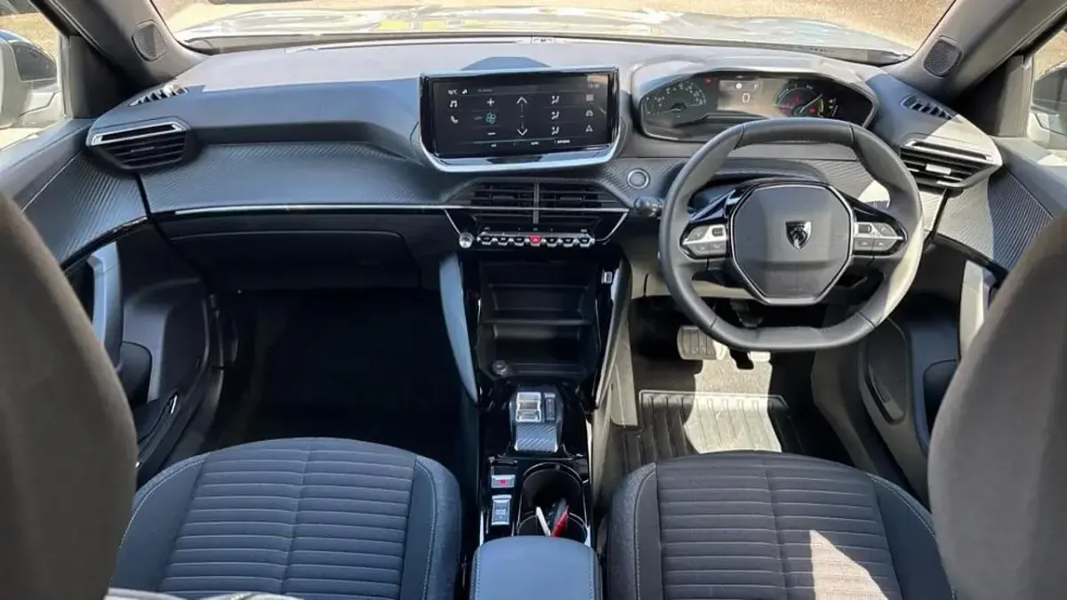 New Peugeot e-2008 Active 98 kW (134 HP) 2026 Grey SUV