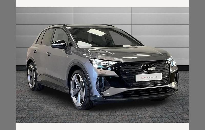 Used Audi Q4 e-tron Black Edition 210 kW (286 HP) 2025 Grey SUV