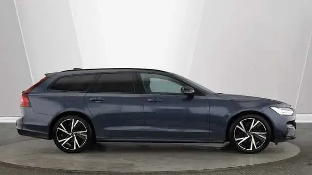 Used Volvo V90 Plus 194 HP (142 kW) 2023 Estate