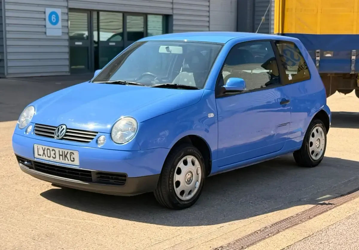 Used VW Lupo 50 HP (36 kW) 2003 Blue Hatchback