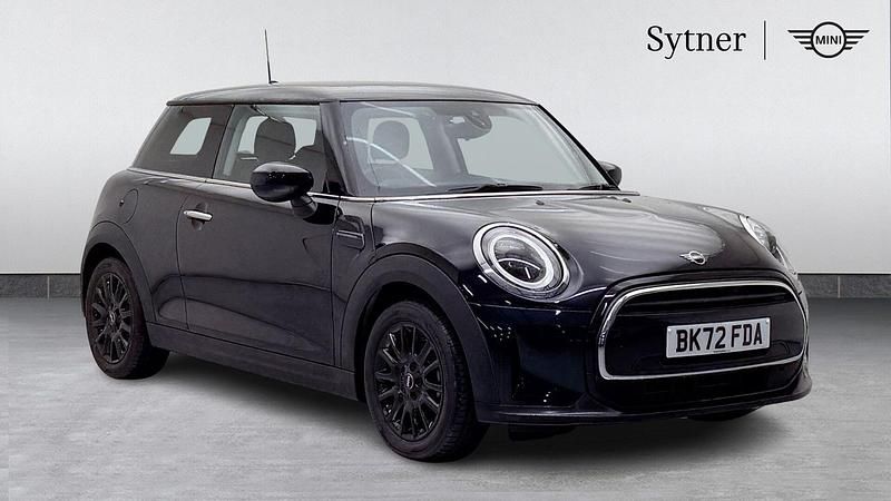 Used Mini Cooper Classic 134 HP (98 kW) 2022 Black Hatchback