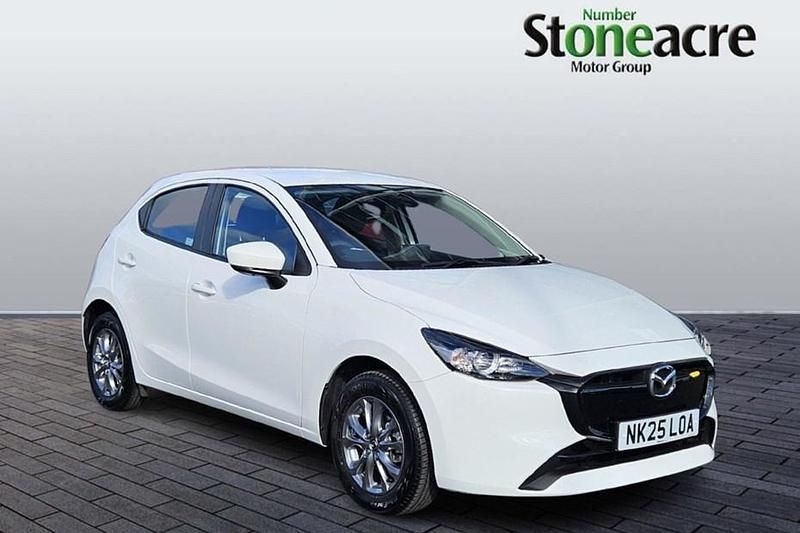 Used Mazda 2 Center-Line 88 HP (64 kW) 2025 White Hatchback