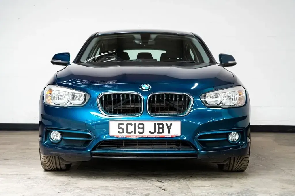 Used BMW 116 Sport Line 116 HP (85 kW) 2019 Blue Hatchback