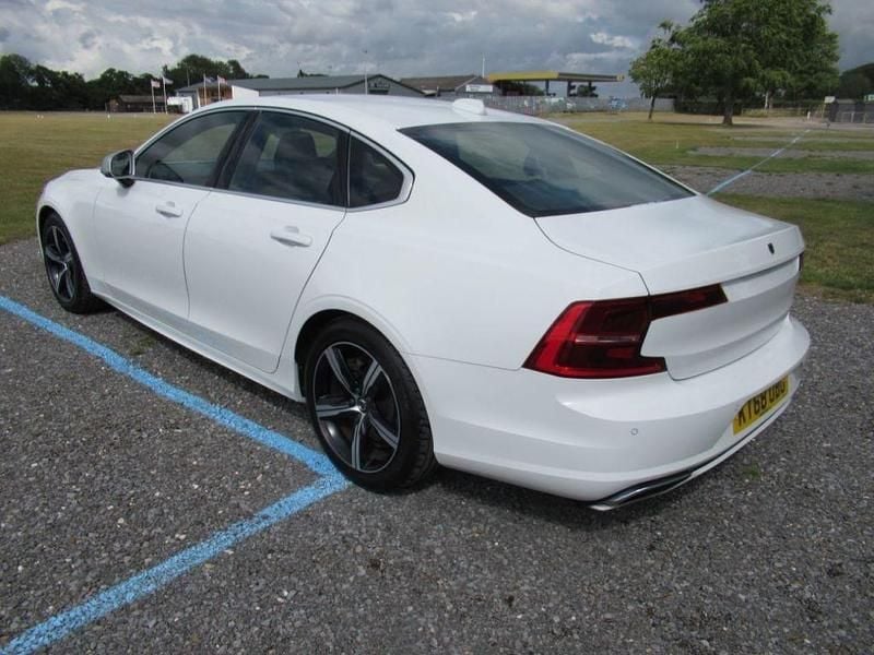 Used Volvo S90 R-Design 2019 White Sedan
