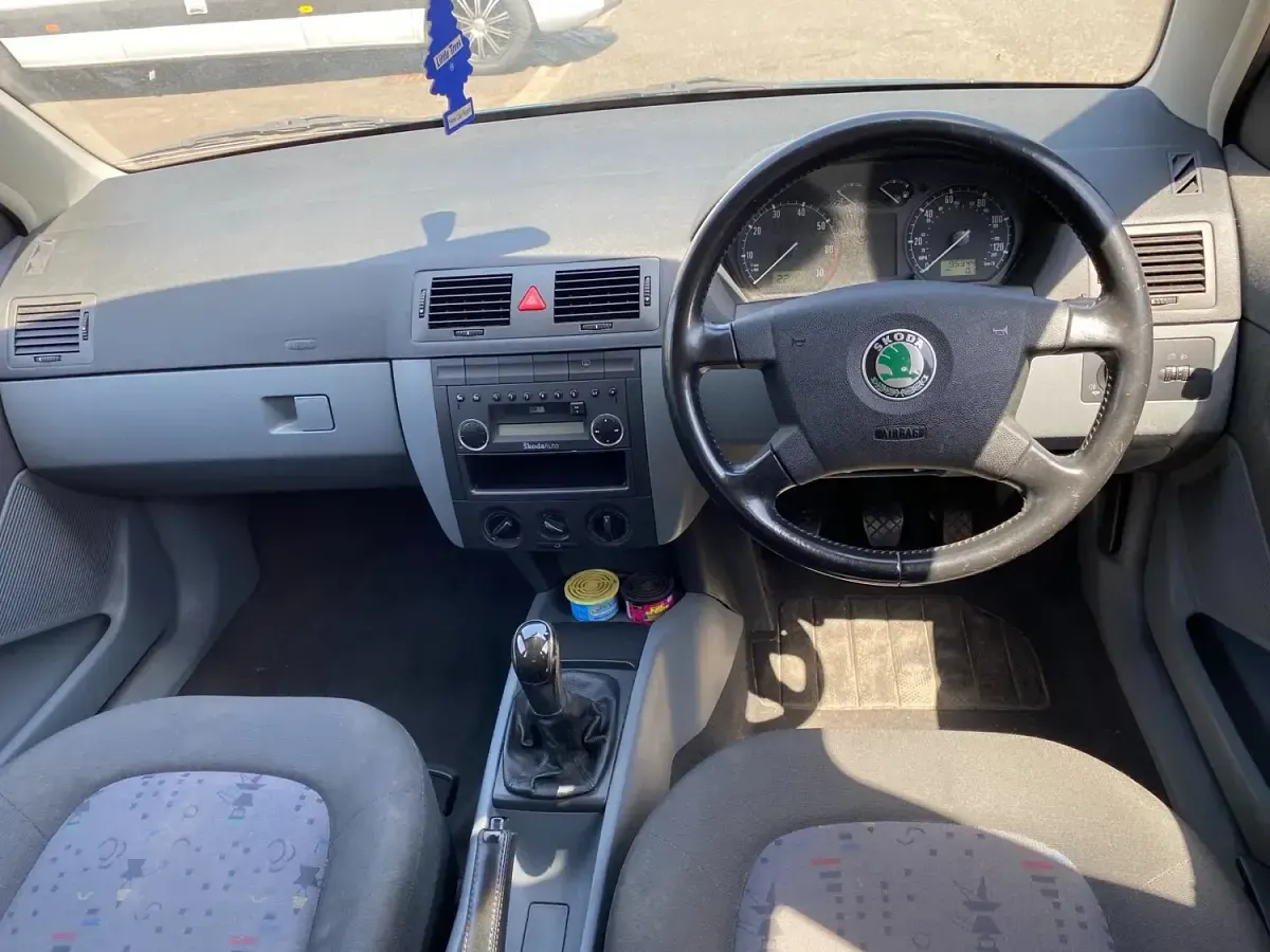 Used Skoda Fabia 2003 Blue Estate