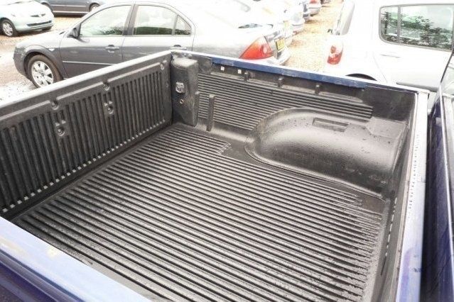 Used Isuzu Pick up 129 HP (94 kW) 2006 Pickup